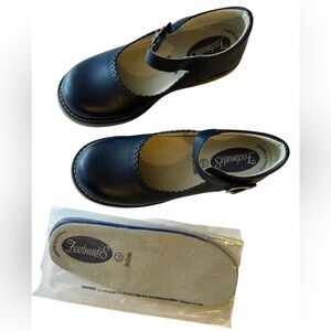 Kids Footmates Navy Blue Leather ALLIE Mary Jane’s | Y1 | NWT | IOB